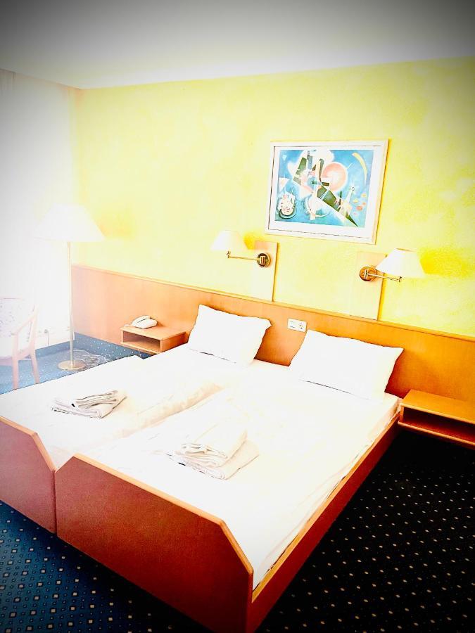 Mc Hotel Karlsruhe Kültér fotó
