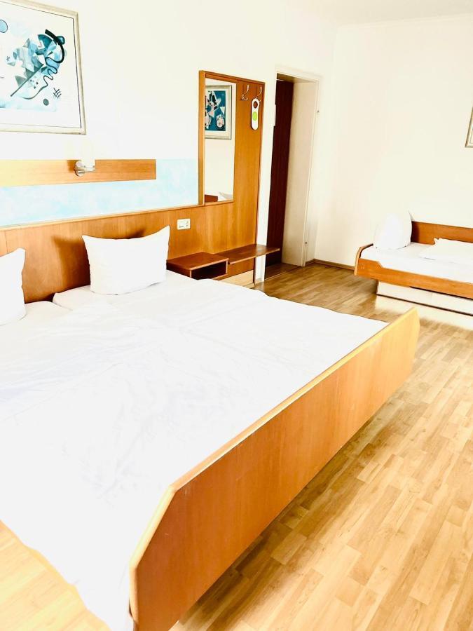 Mc Hotel Karlsruhe Kültér fotó