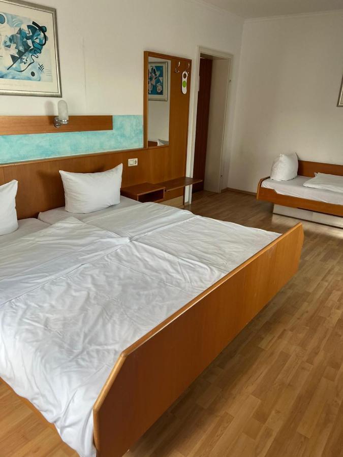 Mc Hotel Karlsruhe Kültér fotó